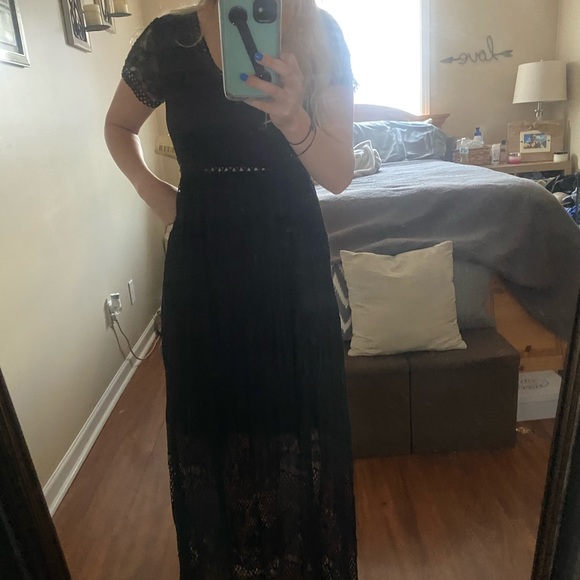 NWT Altar’d State Ellington Lace Maxi Dress - Picture 3 of 8